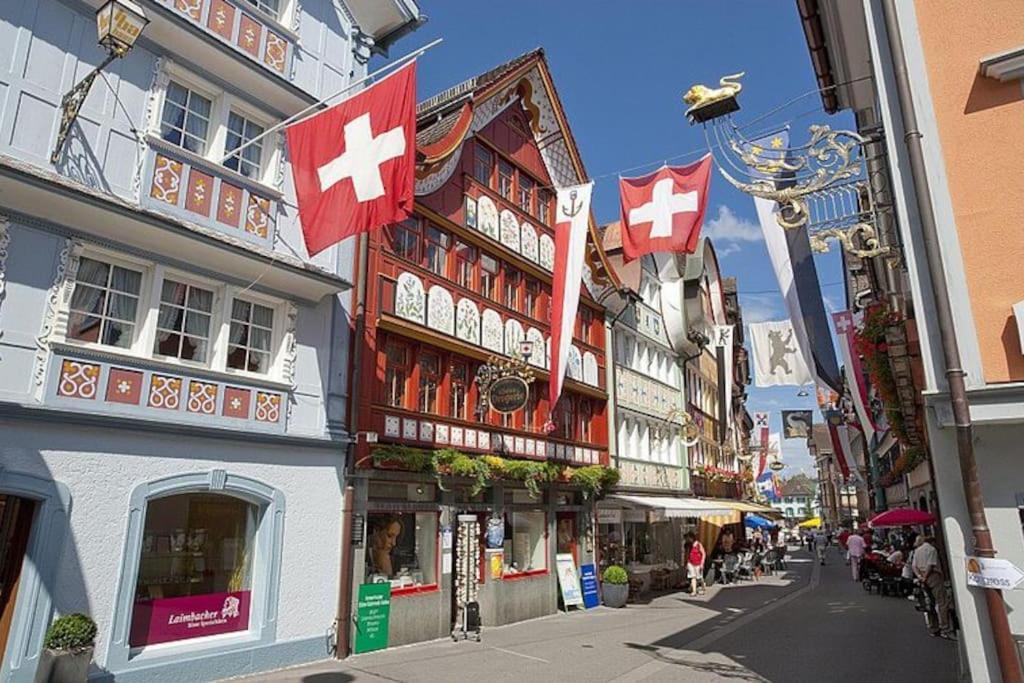 Charmante Und Zentrale Wohnung Am Weiherpark اربون المظهر الخارجي الصورة